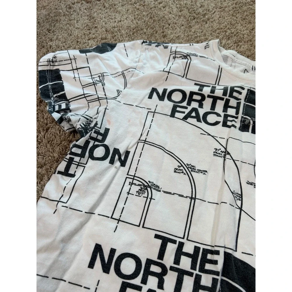 The North Face Mens White Graphic T-Shirt Large Gorpcore Streetwear *READ